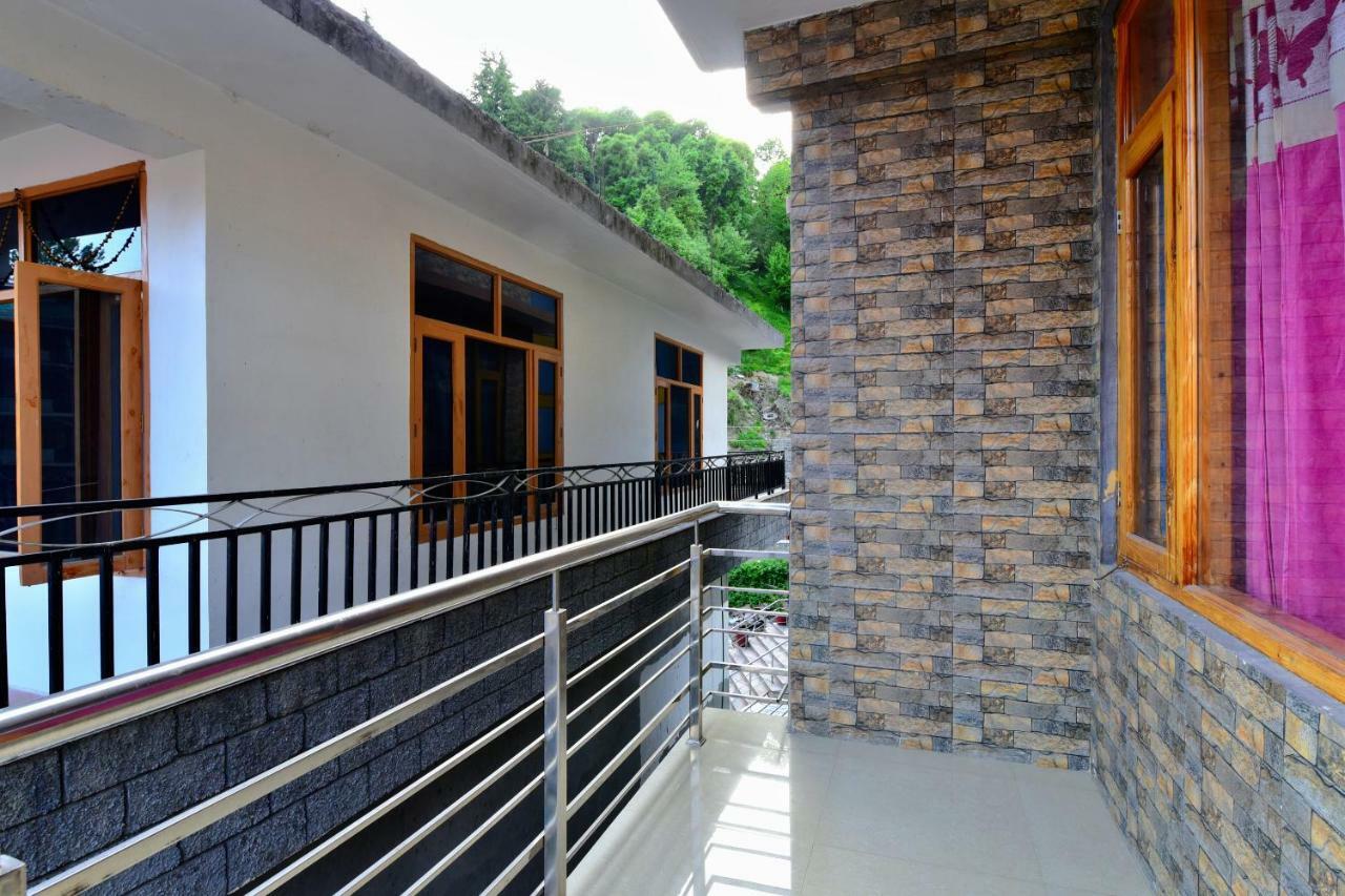 Oyo 38661 Hotel Apna Ghar มะนาลี ภายนอก รูปภาพ